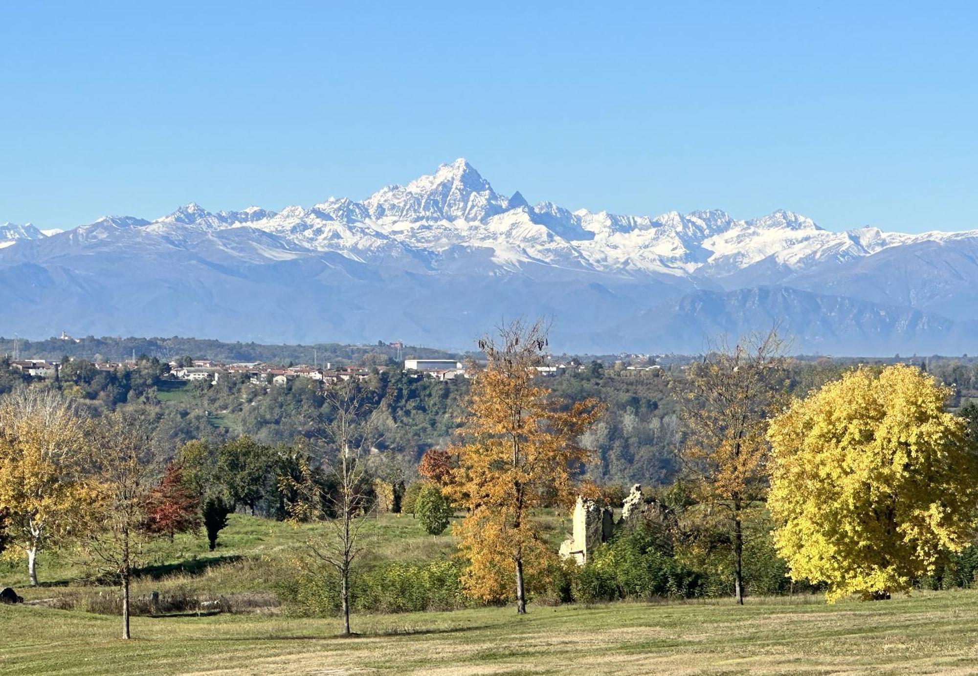 Villa Just Langhe Casa Barolo à Novello Extérieur photo