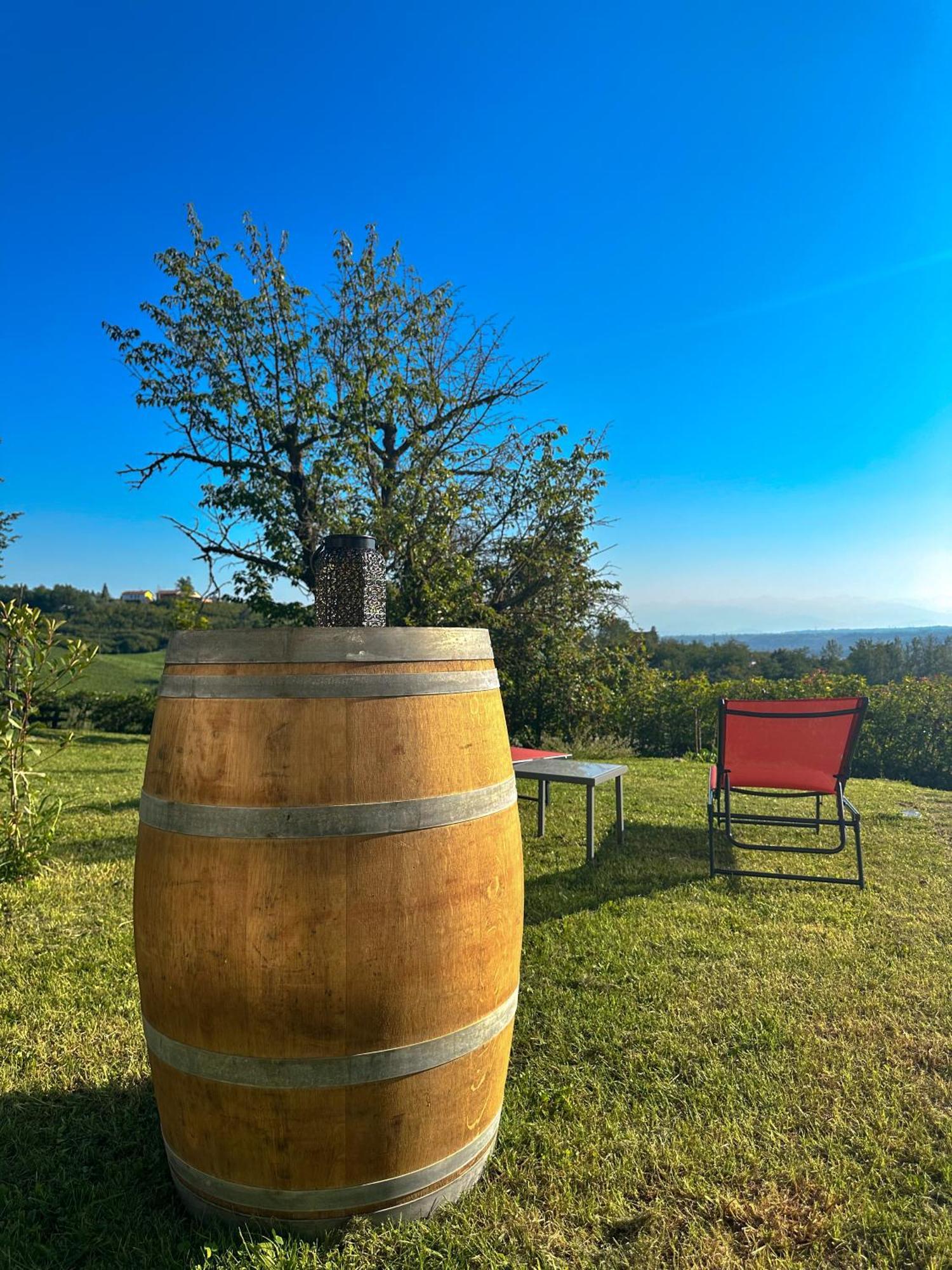 Villa Just Langhe Casa Barolo à Novello Extérieur photo