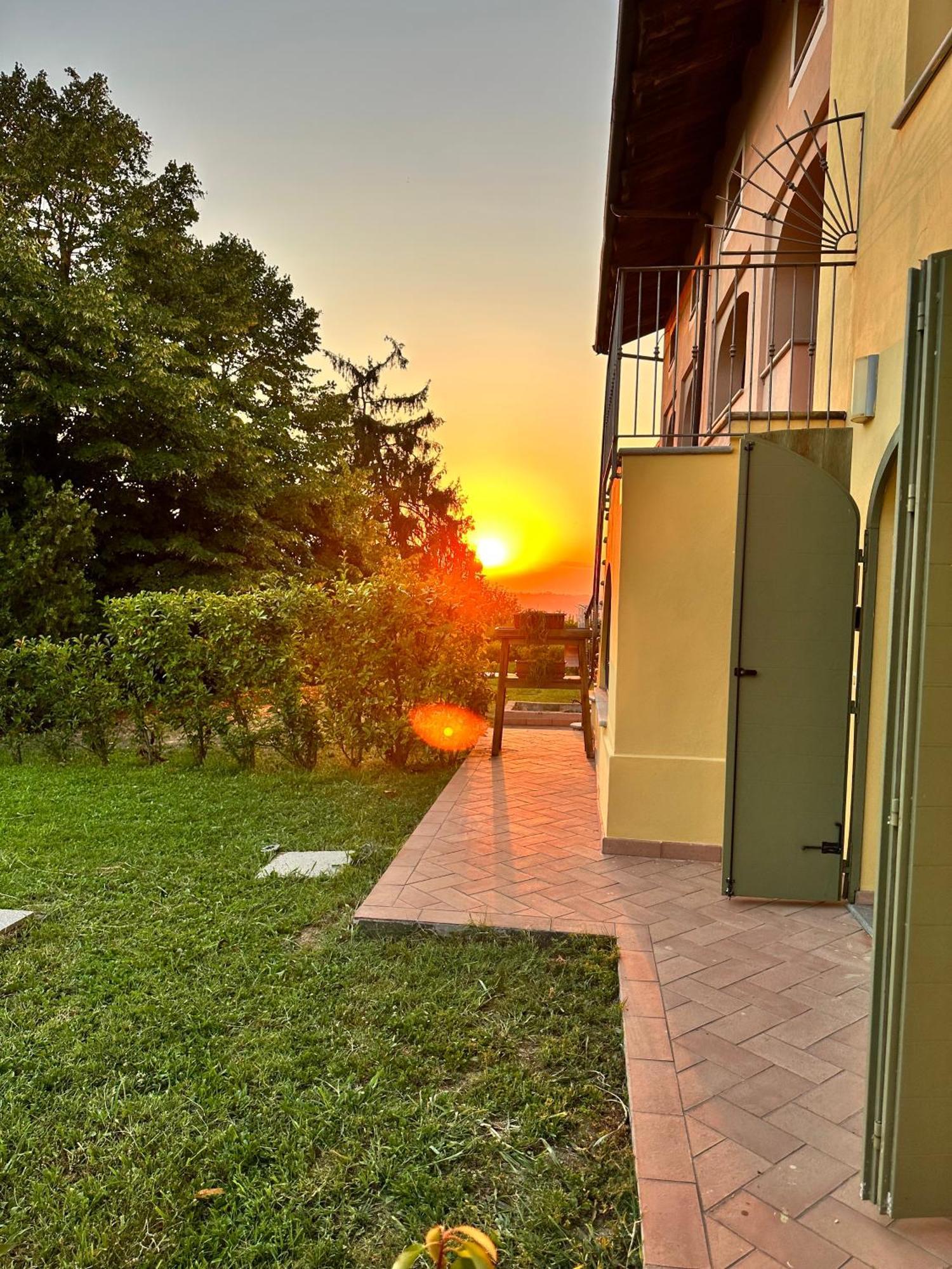 Villa Just Langhe Casa Barolo à Novello Extérieur photo